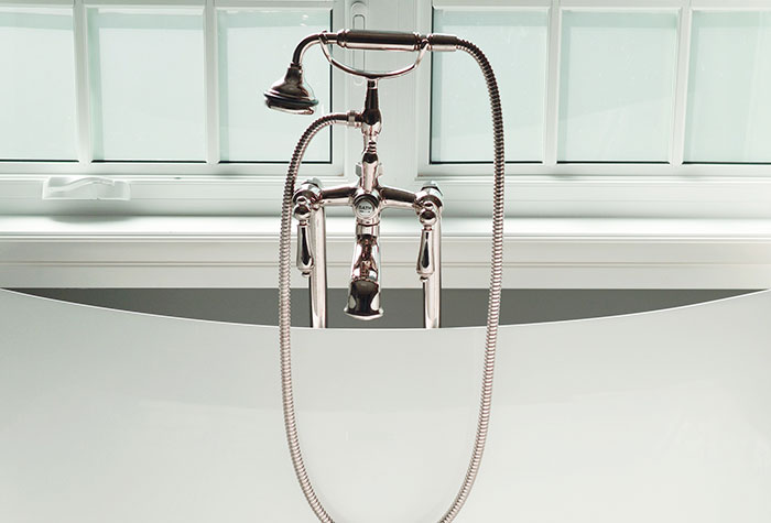 Traditional bath mixer shower