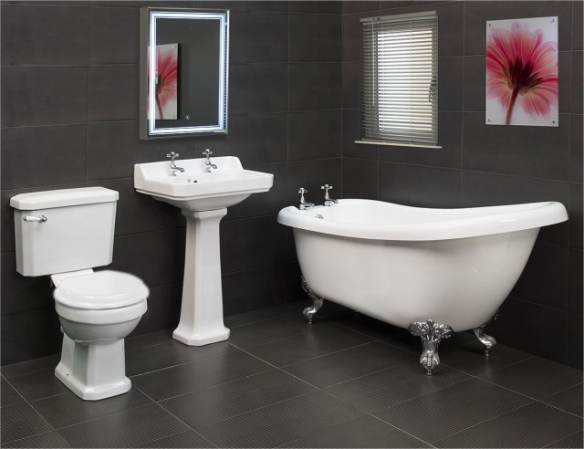 Traditional Bathroom Suites