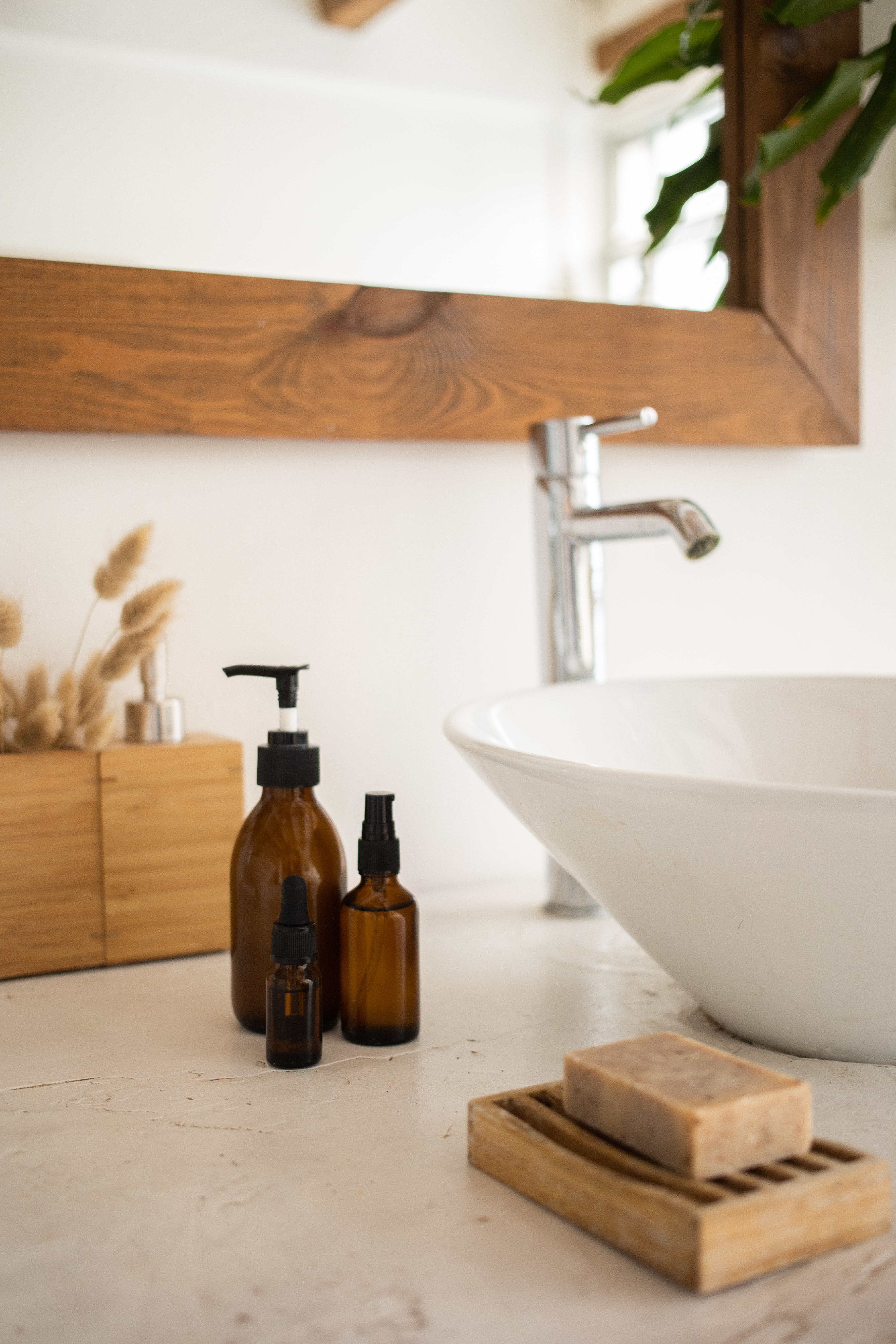 Bathroom accessories next to basin 